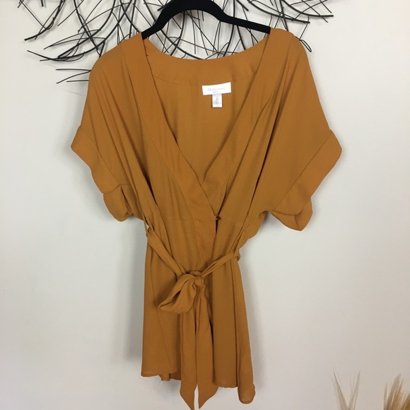 Motherhood Maternity Tops - MOTHERHOOD MUSTARD YELLOW BLOUSE. Large.